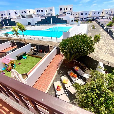 Casa Inma Las Piteras. Sol Y Agua Costa Teguise Bagian luar foto