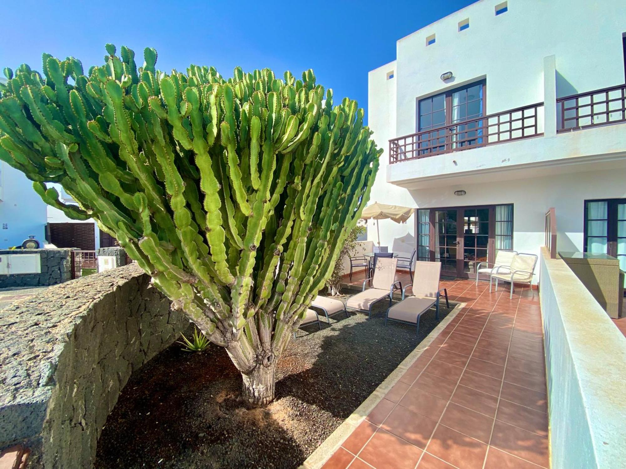 Casa Inma Las Piteras. Sol Y Agua Costa Teguise Bagian luar foto