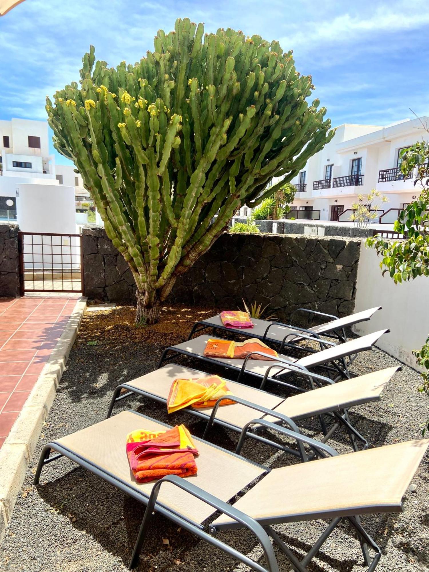 Casa Inma Las Piteras. Sol Y Agua Costa Teguise Bagian luar foto